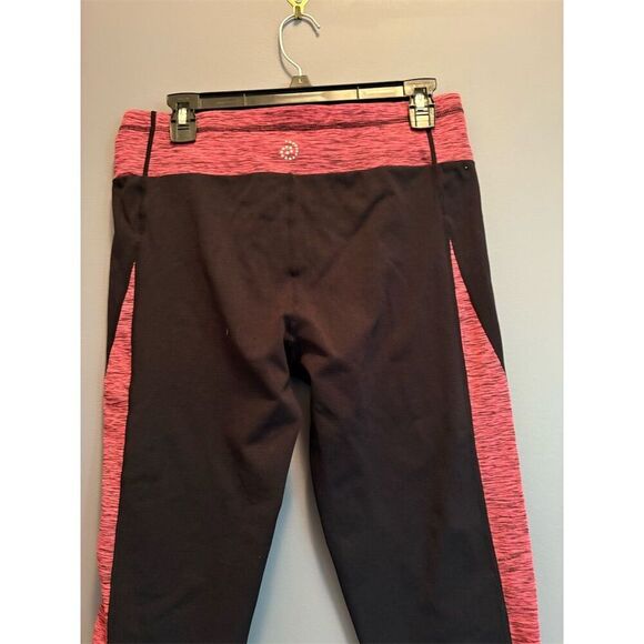 Be Inspired Women's Capri Leggings Black & Pink Size L Standard Activewear - Picture 5 of 8